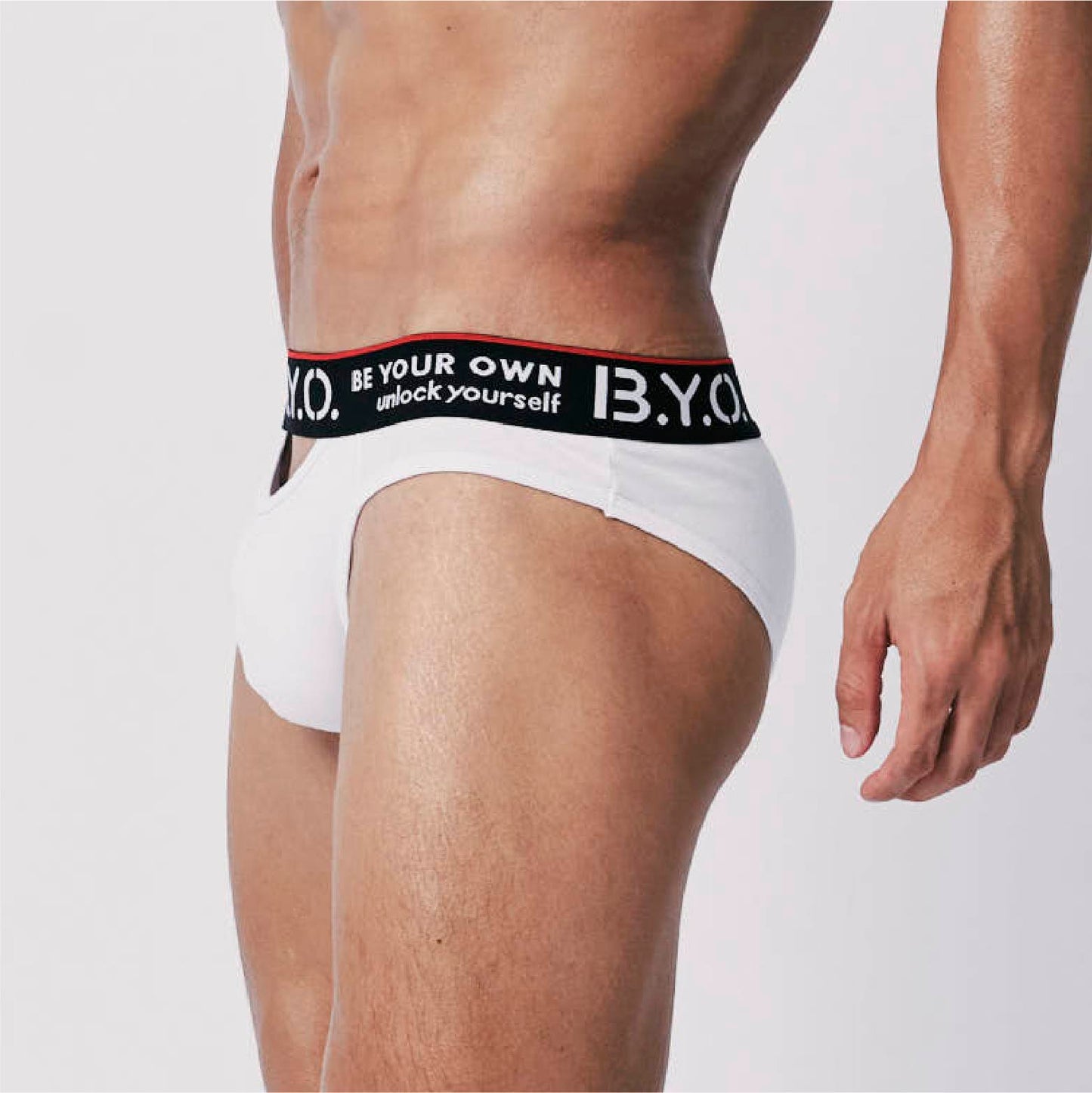 【斷碼】B.Y.O.BeYourOwn-洞洞三角內褲-純棉白(S / L / XL)