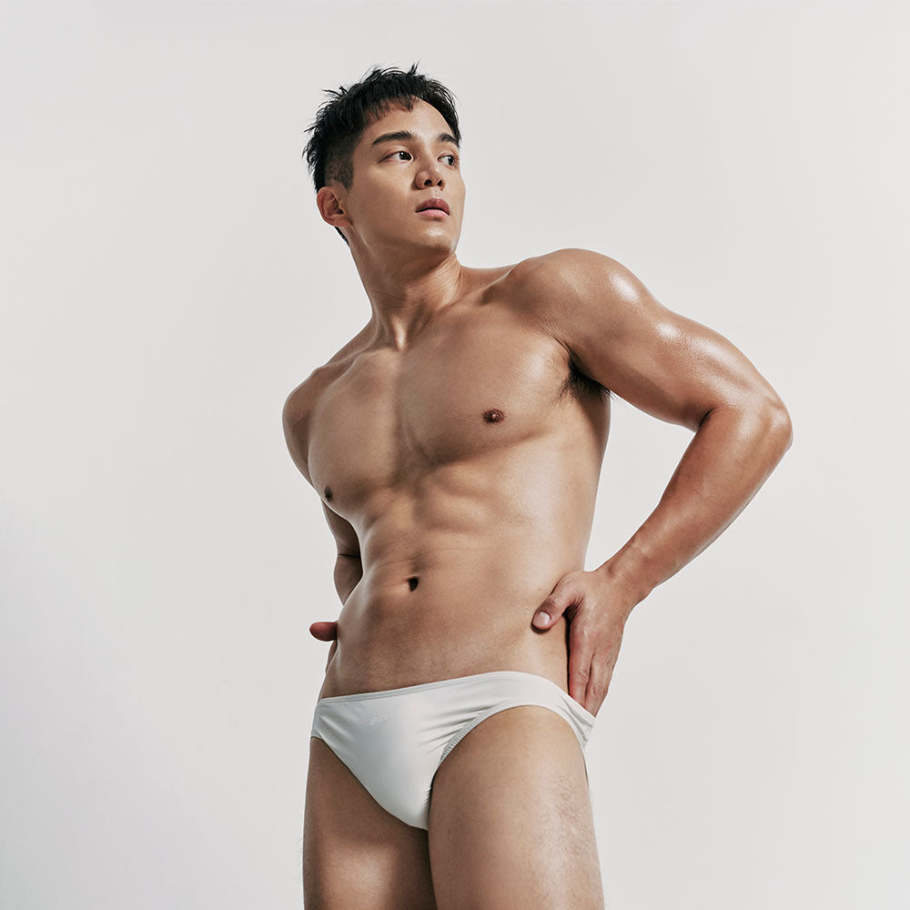 BYOBeYourOwn-MIT low-waist briefs-coconut milk gray
